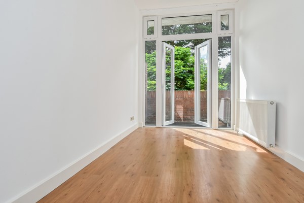 Medium property photo - Jan van Beersstraat 142, 2523 KA Den Haag